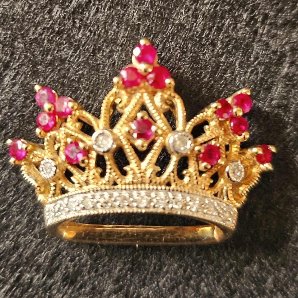 14k Gold with RUBIES AND DIAMONDS. Crown Pendant.